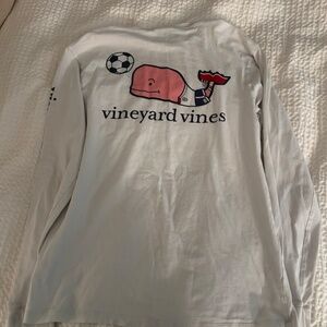 Vineyard Vine's Women's USA Olympic Soccer Pocket T-shirt Size Small